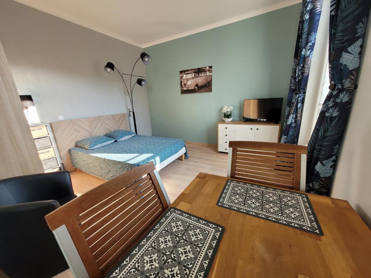Appartement Meuble Renove Ideal Pour Curistes Ou Vacanciers La Roche-Posay Exterior foto
